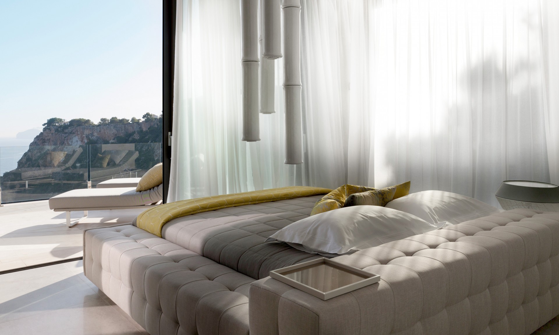 Contrasting textures,